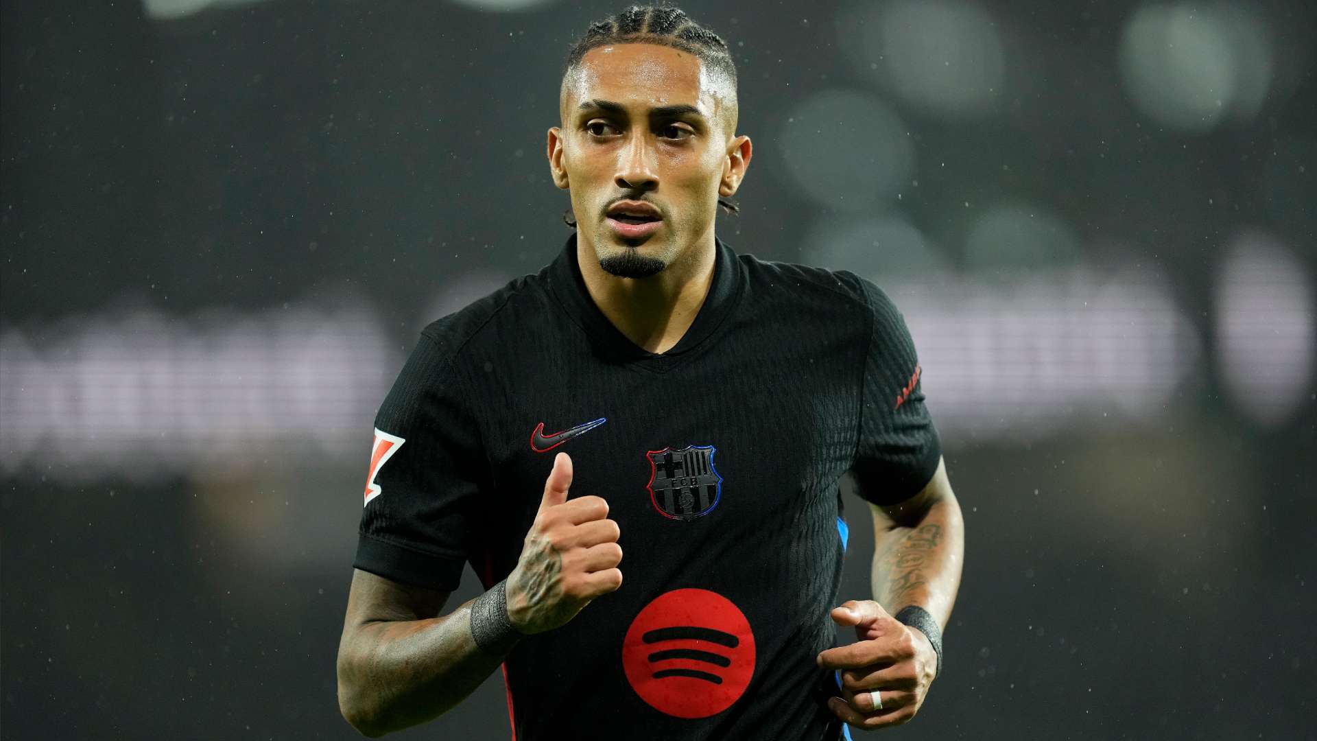 年内迅速崛 年内迅速崛