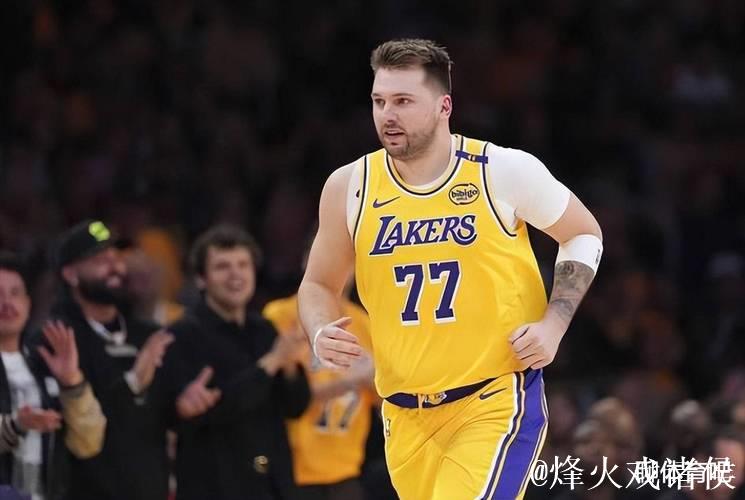 东契奇空砍三双38+10+10,文班亚马16+14,湖人负于马刺 东契奇空砍三双38+10+10,文班亚马16+14,湖人负于马刺